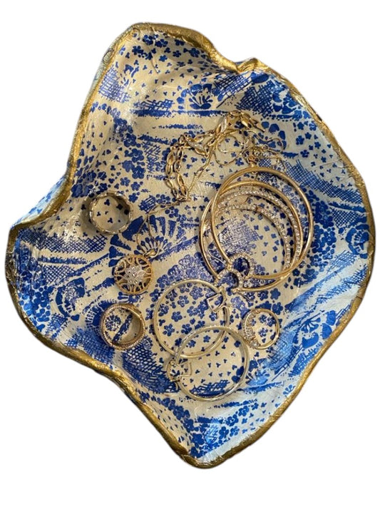 Porte-bijoux en forme de coquillage